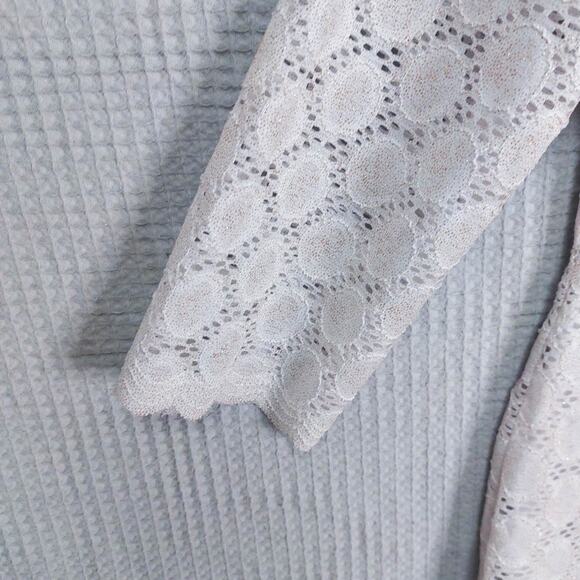 Ronni Nicole Lace Eyelet Sheer Dot Sleeves Scallop Dress Medium - Picture 3 of 7